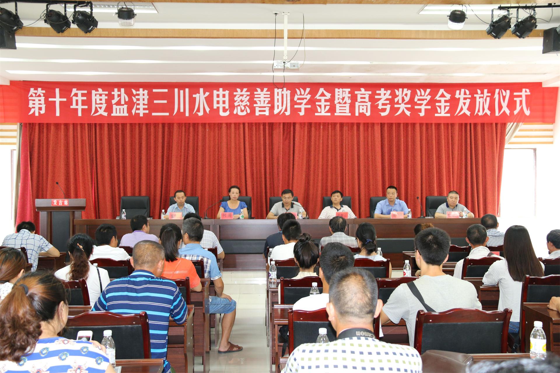 1479964382975183N1tJ.jpg 1479964382975183N1tJ.jpg